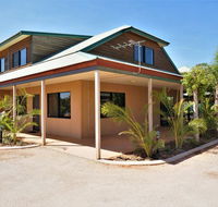 Ningaloo Breeze Villa 9 - 3 Bedroom Fully Self-Contained Holiday Accommodation - Great Ocean Road Tourism