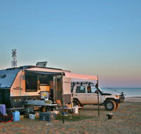 Ningaloo Glamping caravan rental along the Ningaloo Coast - Great Ocean Road Tourism