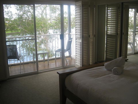 Noosa Entrance Waterfront Resort - Great Ocean Road Tourism 0