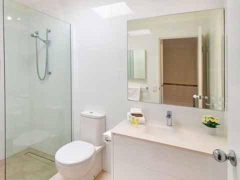 Noosa Entrance Waterfront Resort - Great Ocean Road Tourism 1