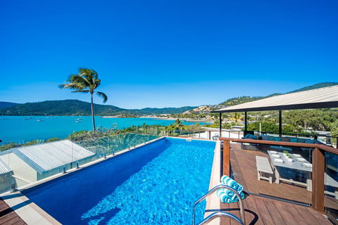 Oasis On Oceanview - Airlie Beach - Great Ocean Road Tourism 0