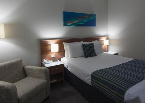 Ocean Centre Hotel - Great Ocean Road Tourism 2