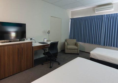 Ocean Centre Hotel - Great Ocean Road Tourism 1