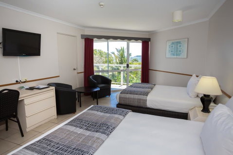 Ocean International Hotel - Great Ocean Road Tourism 3