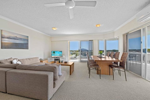 Ocean View 3 Bedroom Apartment - Great Ocean Road Tourism 1