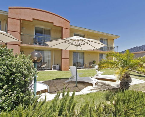 Ocean View Motel - Great Ocean Road Tourism 1
