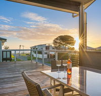 Oceans Eight - Great Ocean Road Tourism