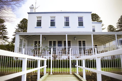 Oscars Waterfront Boutique Hotel - Great Ocean Road Tourism 0
