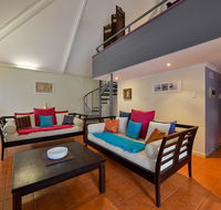 Osprey Holiday Village Unit 112 -Vibrant 3 Bedroom Holiday Villa with a Pool in the Complex - Great Ocean Road Tourism