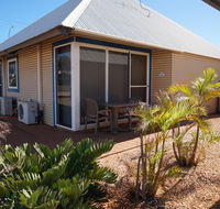 Osprey Holiday Village Unit 201-1 Bedroom - Wonderful 1 Bedroom Studio Apartment with a Pool in the Complex - Great Ocean Road Tourism