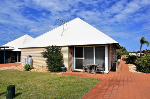 Osprey Holiday Village Unit 222-1 Bedroom - Great 1 Bedroom Studio Apartment With A Pool In The Complex - Great Ocean Road Tourism 0