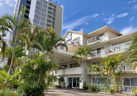 Outrigger Burleigh - Great Ocean Road Tourism 0