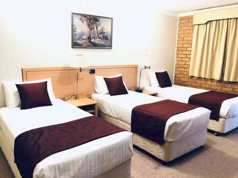 OVERLANDER MOTOR LODGE - Great Ocean Road Tourism 2