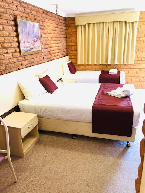 OVERLANDER MOTOR LODGE - Great Ocean Road Tourism 3