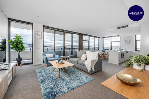 Oversized Luxe 1 Bedder - Amazing Barton - Gym - Great Ocean Road Tourism 0