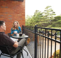 Oxley Court Serviced Apartments - Great Ocean Road Tourism
