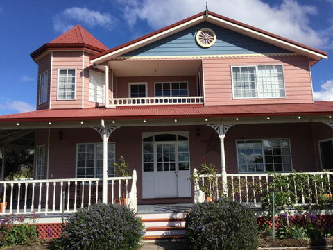 Painted Lady Bed & Breakfast - Great Ocean Road Tourism 0