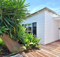 Palm Oasis - family friendly accommodation just a short walk to werri beach - Great Ocean Road Tourism