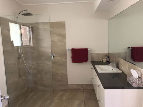 Paradise Retreat - Great Ocean Road Tourism 3