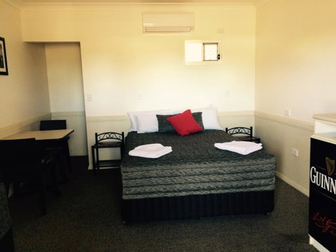 Park Avenue Hotel Motel - Great Ocean Road Tourism 1