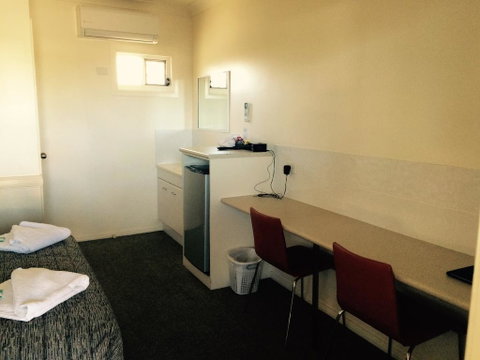 Park Avenue Hotel Motel - Great Ocean Road Tourism 2