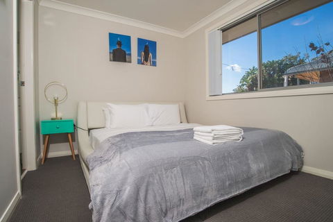 PEACEFUL 2Kingbed RootyHill Townhouse Near Station - Great Ocean Road Tourism 1