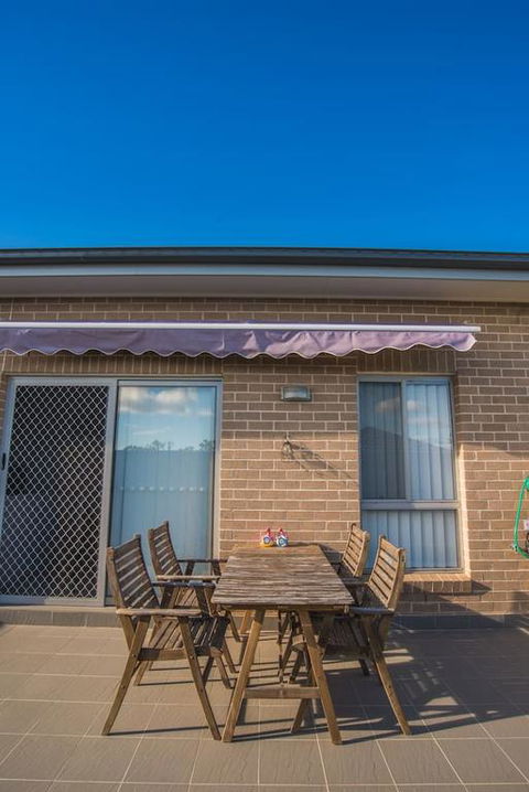 PEACEFUL 2Kingbed RootyHill Townhouse Near Station - Great Ocean Road Tourism 3