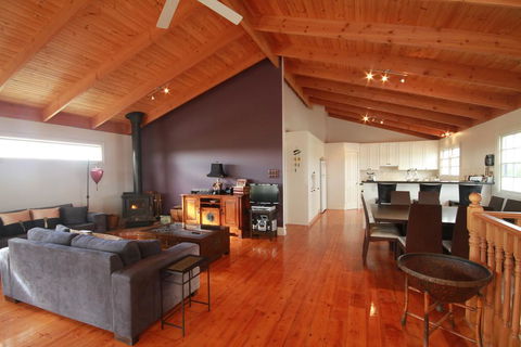 Pelican Sands Bed & Breakfast - Great Ocean Road Tourism 0