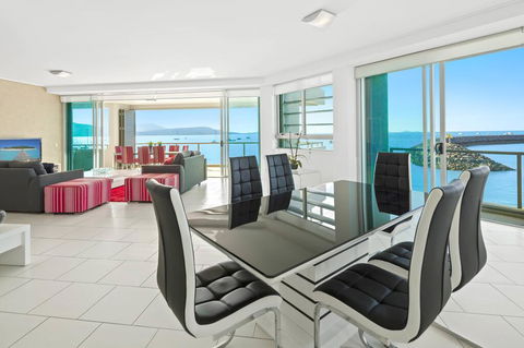 Peninsula Airlie Beach - Great Ocean Road Tourism 2