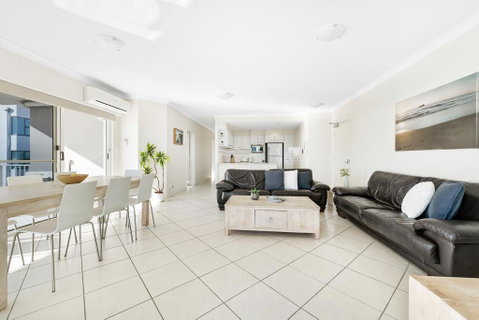 Penthouse - Private Rooftop Spa - Great Ocean Road Tourism 2