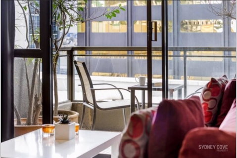 Perfect City Location. Immaculate Apartment With Parking - Great Ocean Road Tourism 3