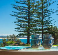 PERFECTLY POSITIONED BEACHFRONT APARTMENT-GREAT LOCATION WITH OCEAN VIEWS - Great Ocean Road Tourism