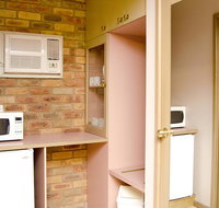 Pines Country Club Motor Inn - Great Ocean Road Tourism