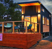 Pink Lake Tiny House - Great Ocean Road Tourism