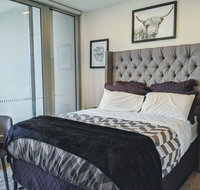 Presidential 3-bed 2-bath balcony with pool included - Great Ocean Road Tourism