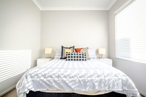 Prime Time Stays - Maylands Boutique Apartment - Great Ocean Road Tourism 0