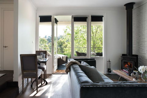Provence Spa Villa 2 - Great Ocean Road Tourism 1