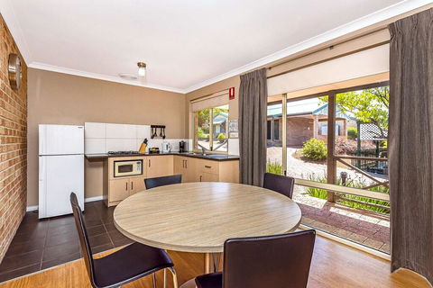 Quality Apartments Banksia Gardens - Great Ocean Road Tourism 0