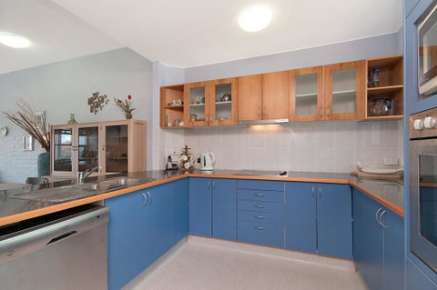 Quarterdeck Unit 2 - Lennox Head - Great Ocean Road Tourism 1