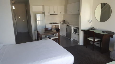 Quest Sanctuary Lakes - Great Ocean Road Tourism 3