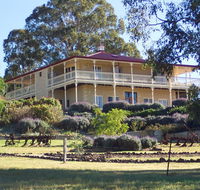 R on the Downs BnB  Cottages - Great Ocean Road Tourism