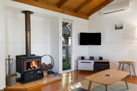 Ravensbourne Escape - Windsong - Great Ocean Road Tourism 3