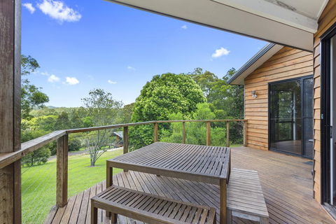 Ravensbourne Escape- Rose Alyce - Great Ocean Road Tourism 3