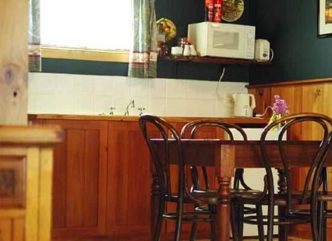 Red Brier Cottage Accommodation - Great Ocean Road Tourism 2