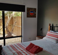 Red Ochre - Large 1BR with Private Courtyard - Great Ocean Road Tourism