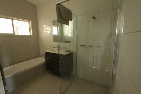 Redland BayBreeze - Great Ocean Road Tourism 2