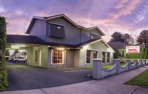 Redwood Manor Motel Apartments - Great Ocean Road Tourism 0