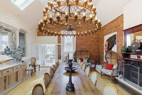 Rent Your Own Historic Hotel For Holidays & Events - Great Ocean Road Tourism 0
