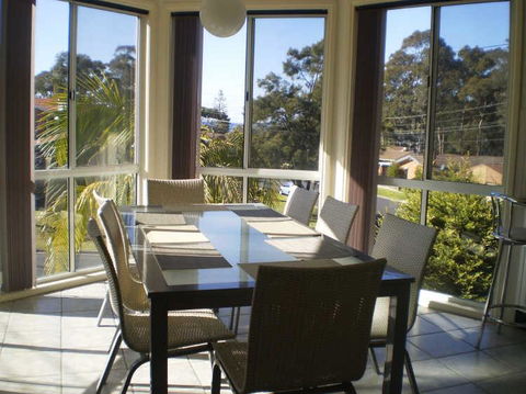 Retreat On Surf Beach - Great Ocean Road Tourism 1