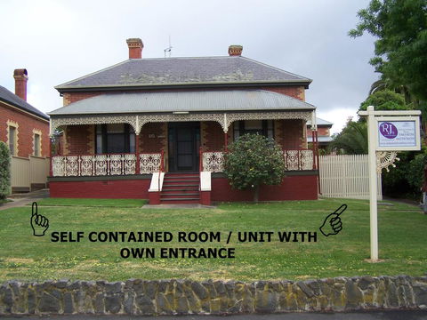 RJ's Bed & Breakfast - Great Ocean Road Tourism 3